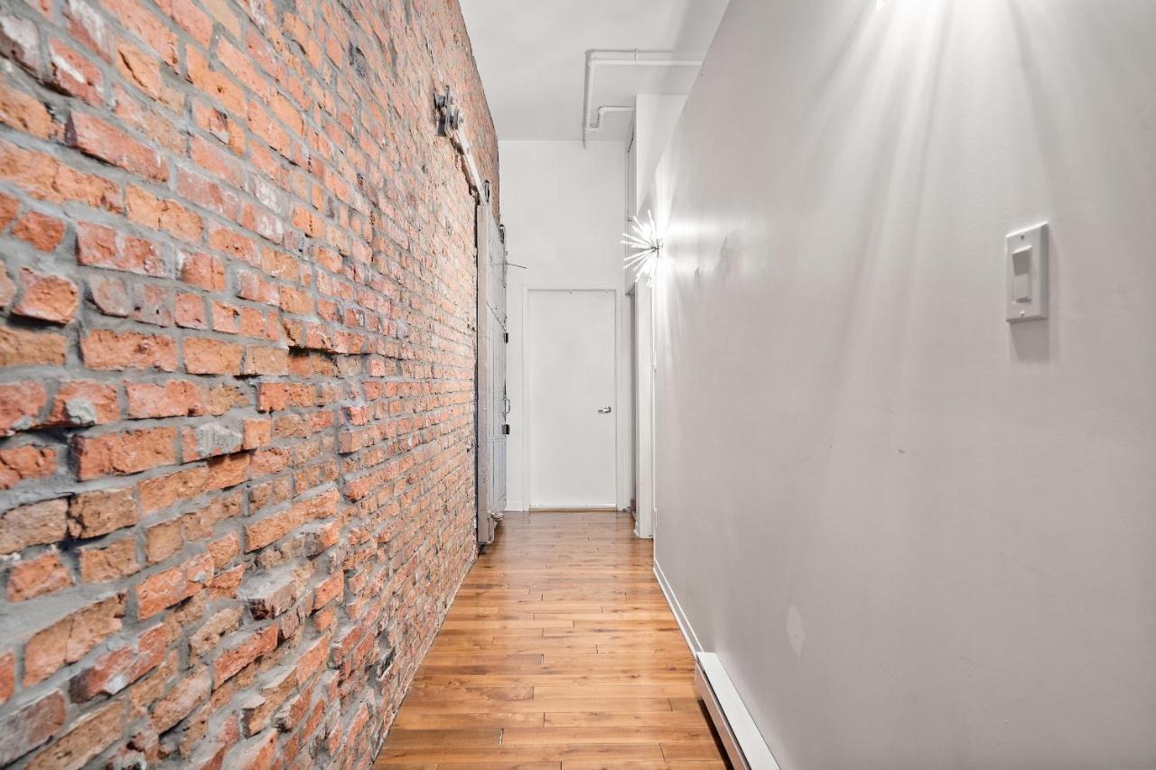 Le Moyen By Restavio * Montreal